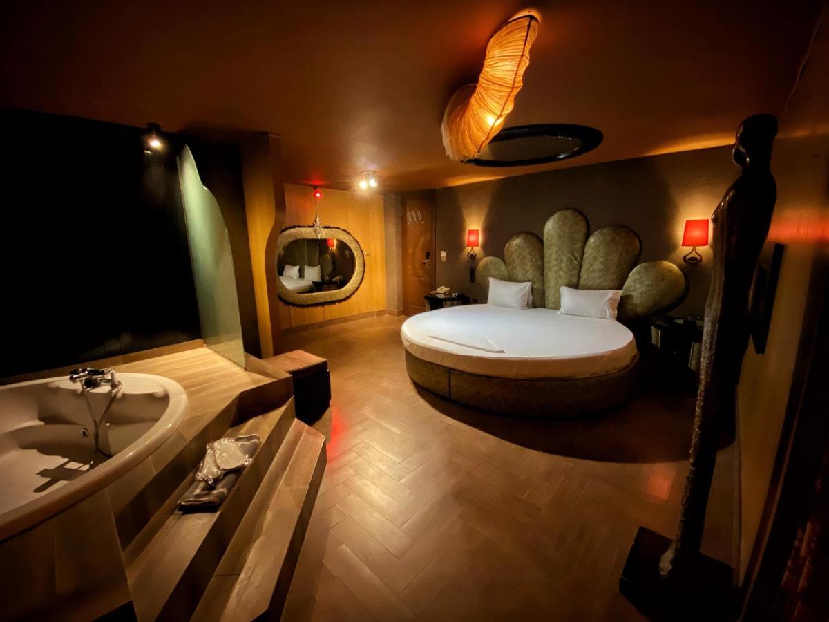 Ruby Rooms Kifisia - Adults Only Athen Eksteriør billede
