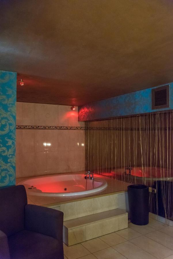 Ruby Rooms Kifisia - Adults Only Athen Eksteriør billede