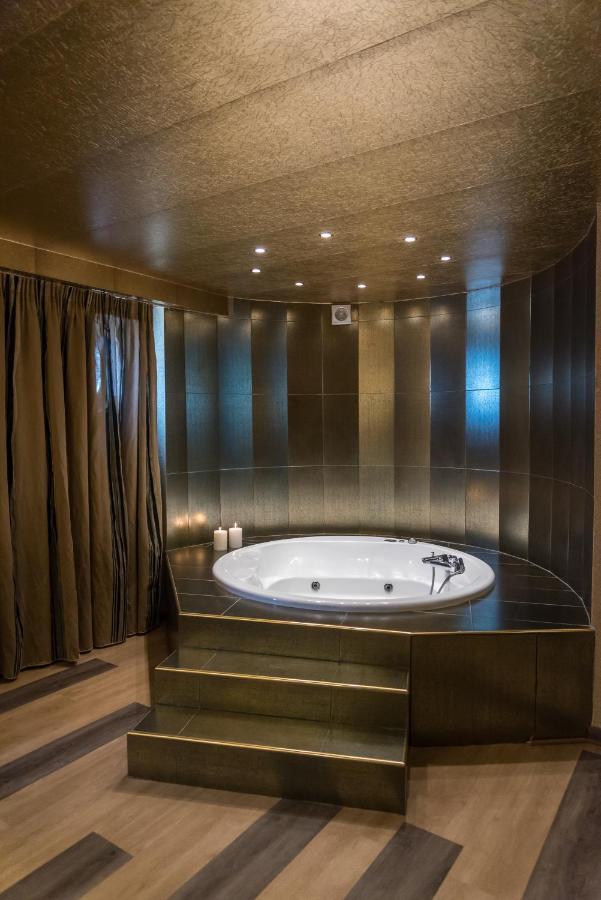 Ruby Rooms Kifisia - Adults Only Athen Eksteriør billede